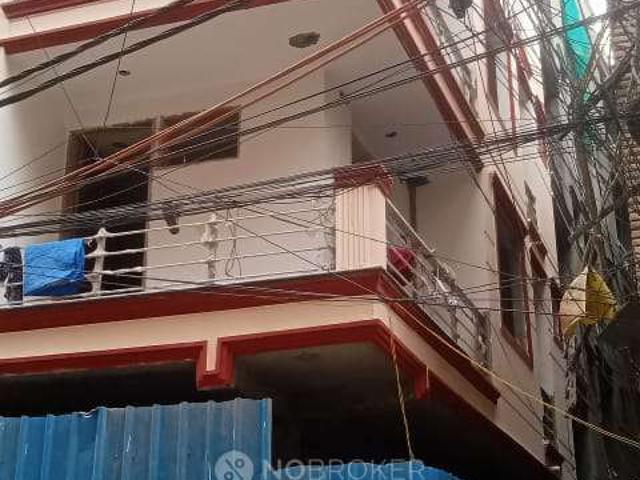 2 BHK Flat For Sale In Sant Nagar