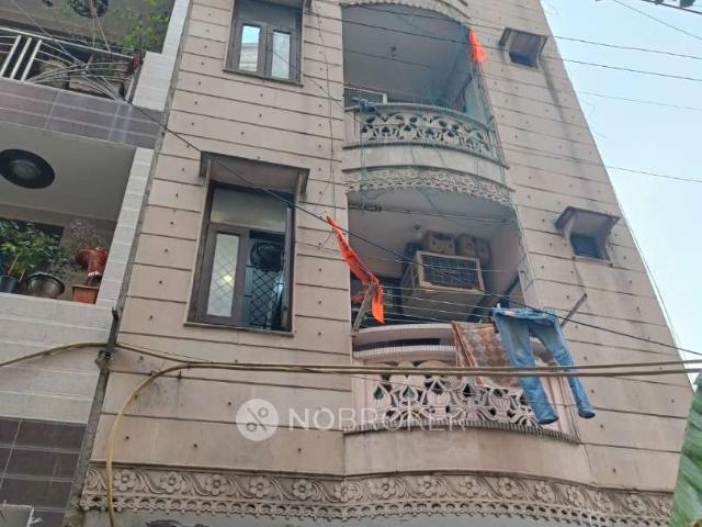 2 BHK Flat For Sale In Shakarpur