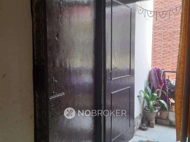 2 BHK Flat For Sale In Vinod Nagar East