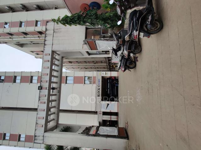 2 BHK Flat In Muktha Triveni Apartments, Thiruverkadu La