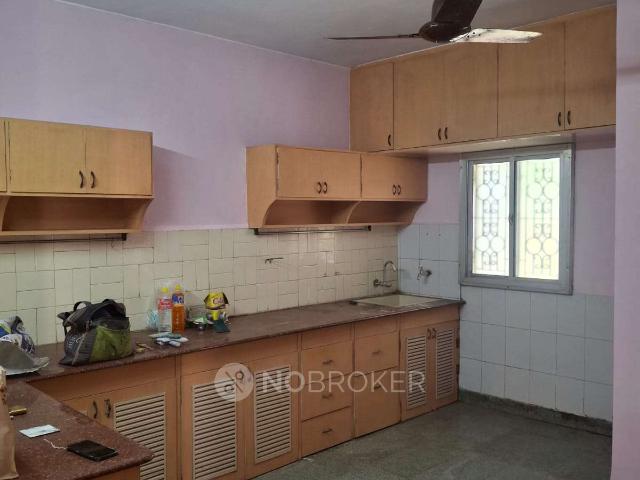 2 BHK Flat In Mullai Apartment, Thiruvanmiyur for Rent In Thiruvanmiyur