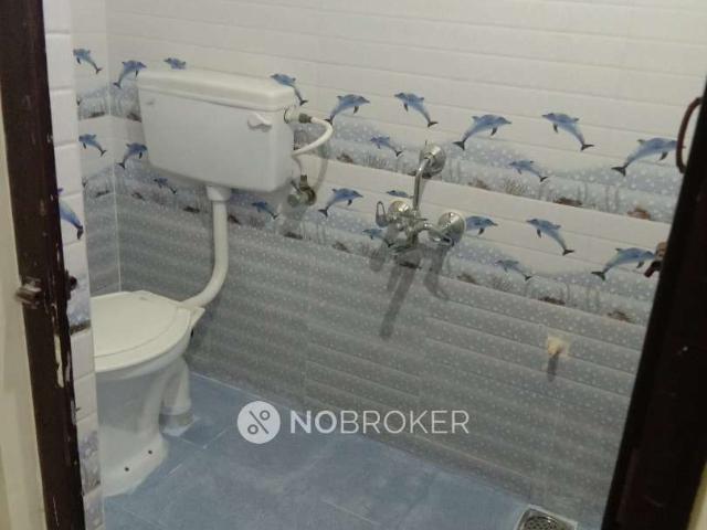 2 BHK Flat In Madhurapuri Apartments for Rent In Urapakkam