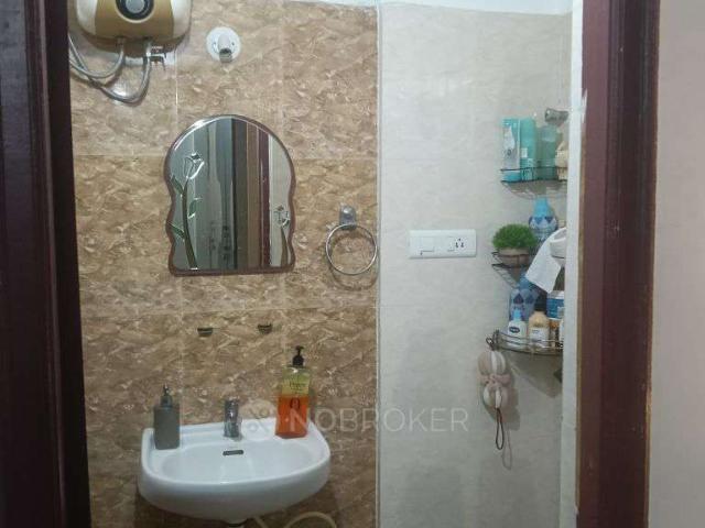 2 BHK Flat In Mahaveer Rhyolite For Sale In Arekere