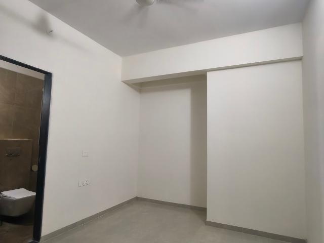 2 BHK Flat In Mahavir Spring, Thane West for Rent In Thane