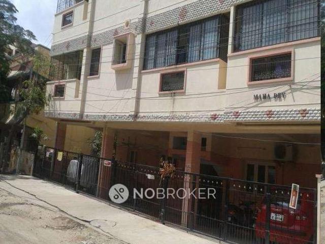 2 BHK Flat In Mahadevan Apartment for Rent In Alwarpet