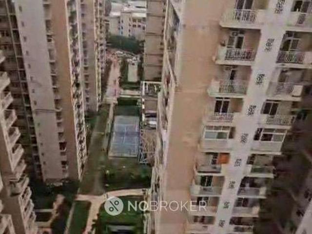2 BHK Flat In Mahagun Maverick For Sale In Gaur City 2