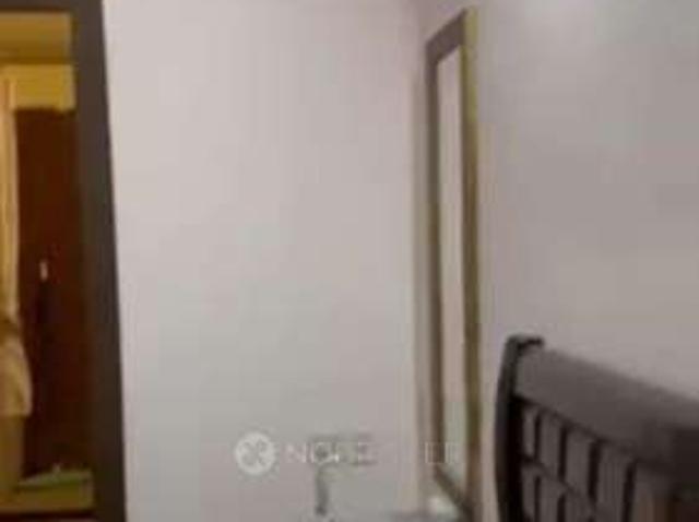 2 BHK Flat In Mahagun Mascot for Rent In Crossings Republik