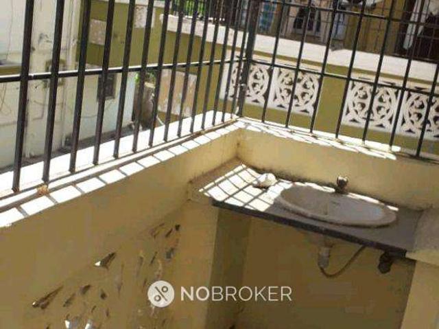 2 BHK Flat In Mahalakshmi Apartments For Sale In Poonamall