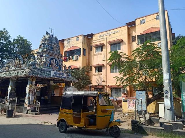 2 BHK Flat In Mahalakshmi Flats, Chennai For Sale In Vadapalani