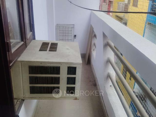 2 BHK Flat In Mahalaxmi Apartment for Rent In Sector 62