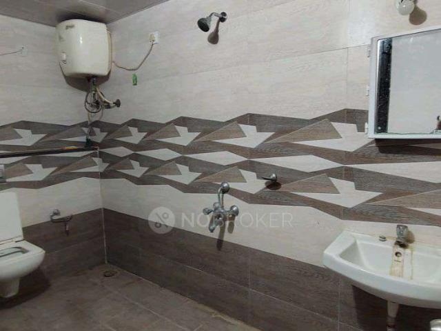 2 BHK Flat In Maithri Shilpitha Sunflower for Rent In Whitefield