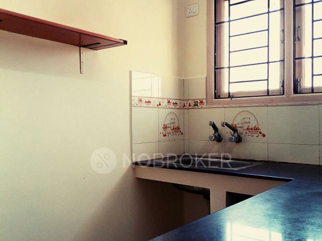 2 BHK Flat In Manasa Apartments, Velachery for Rent In Velachery