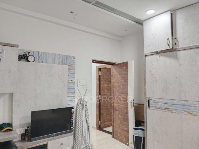 2 BHK Flat In Manasarovar Heights I For Sale In Trimalgherry