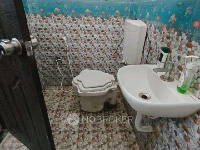 2 BHK Flat In Manju Apartments for Rent In Urapakkam, Tamil Nadu, India