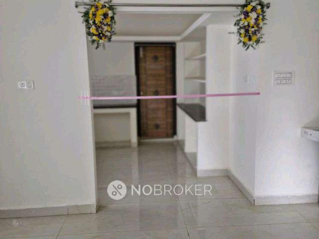 2 BHK Flat In Maruthi Apartment, Old Bowenpally For Sale In