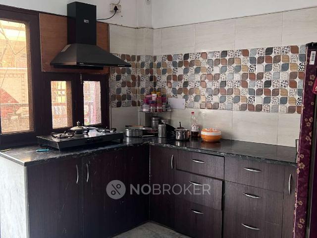 2 BHK Flat In Maujpur for Rent In Shahdara