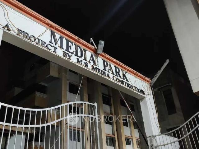 2 BHK Flat In Media Park, Ghorpadi For Sale In Ghorpadi