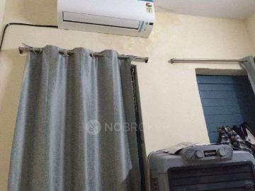 Ghandi Vihar, New Delhi, Delhi - Parking