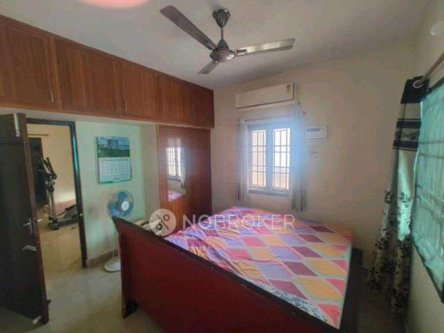 2 BHK Flat In Moulivakkam for Rent In Porur