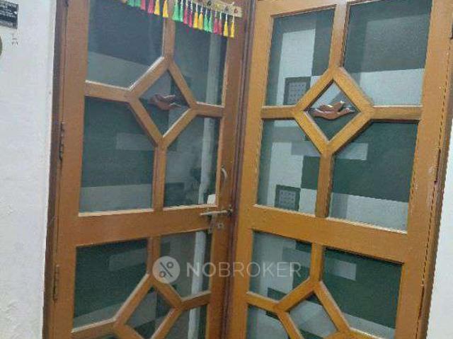 2 BHK Flat In N 9 Hig Sector 23 Sanjay Nagar for Rent In Sector 23, Sanjay Nagar