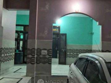 Golf Course, New Delhi, Delhi - Parking