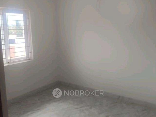2 BHK Flat In Nathan Complex For Sale In Thiruvanmiyur