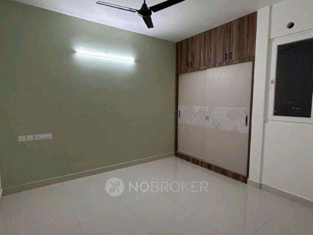 2 BHK Flat In Navins Starwood For Sale In Medavakkam