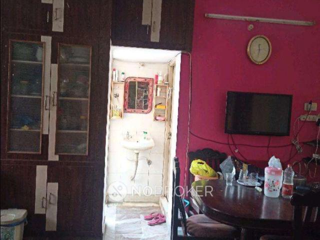 2 BHK Flat In Near Qureshi Masjid Nehru Nagar for Rent In J