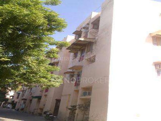 2 BHK Flat In Neelamber Apartments for Rent In Pitam Pura