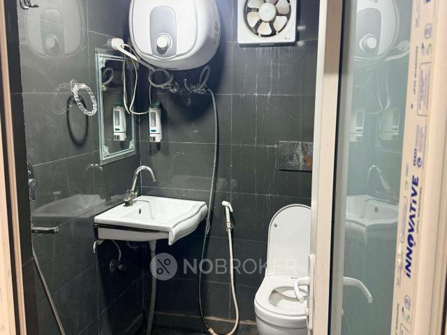 2 BHK Flat In Neelgiri Appartment for Rent In Kaushambi