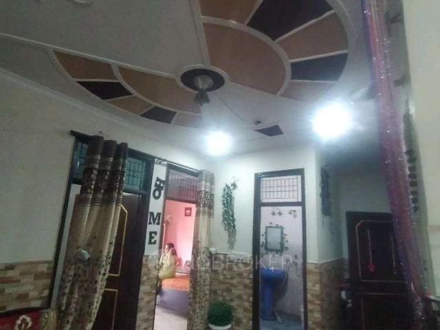 2 BHK Flat In New Panchwai Colony for Rent In Priya Sweet Shop