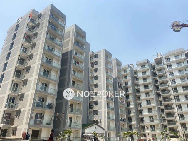 2 BHK Flat In Nidhi Building for Rent In Shalimar Garden Extension I