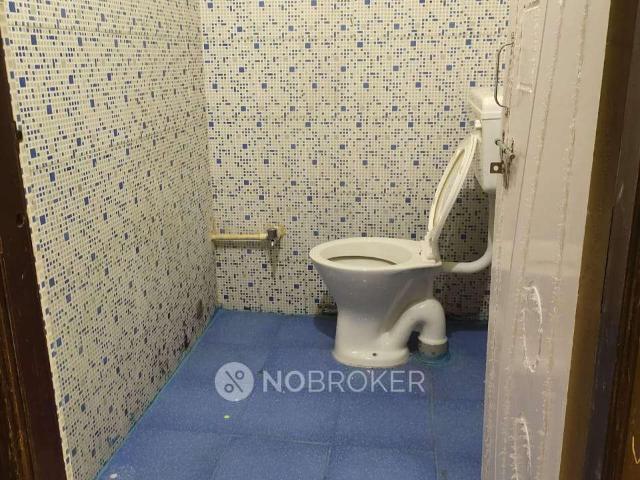 2 BHK Flat In Nikhil Apartment For Sale In Madhapur