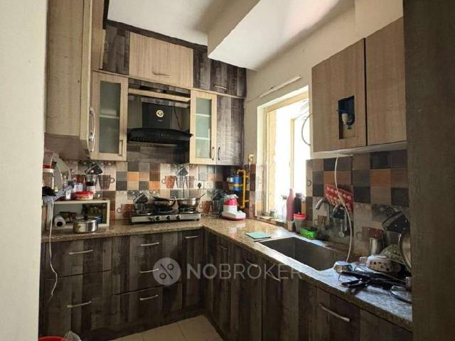 2 BHK Flat In Nimbus Express Parkview 2 for Rent In Chi V