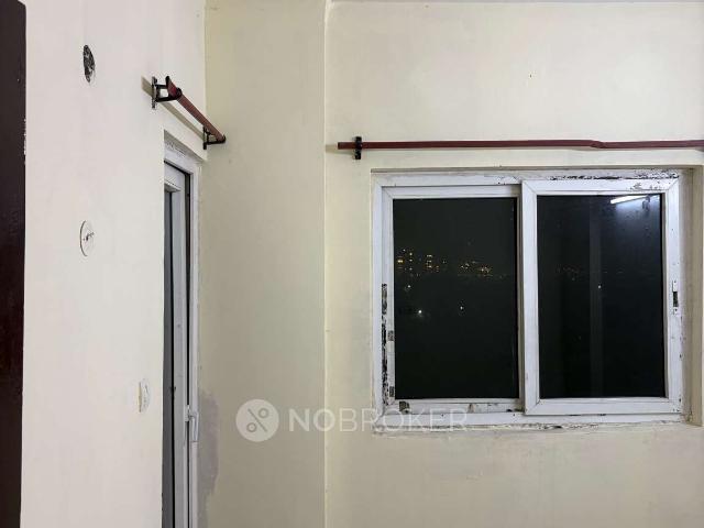 2 BHK Flat In Nimbus Express Park View for Rent In Yamuna E