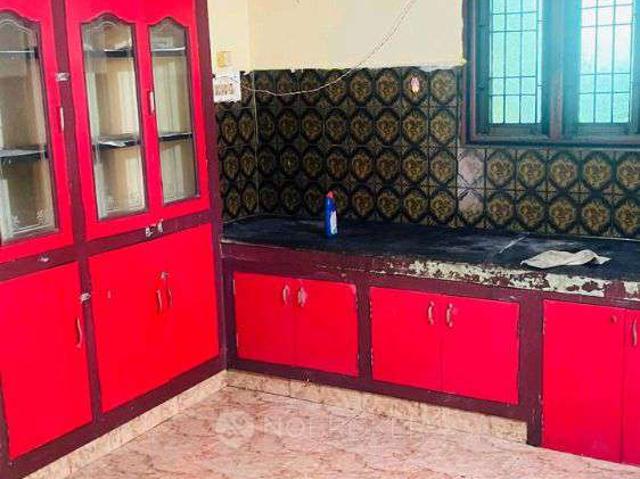 2 BHK Flat In No. 113 Metro Nagar, allapakkam, porur for Rent In Porur