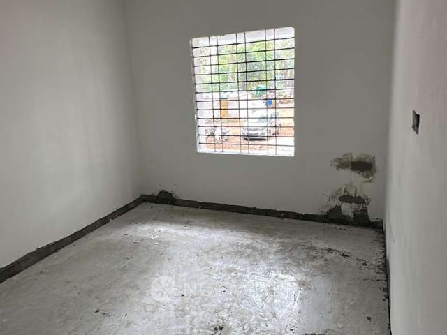2 BHK Flat In Ns Gold For Sale In Badrappa Layout
