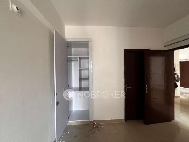 2 BHK Flat In Oasis Grandstand for Rent In Ace Edit