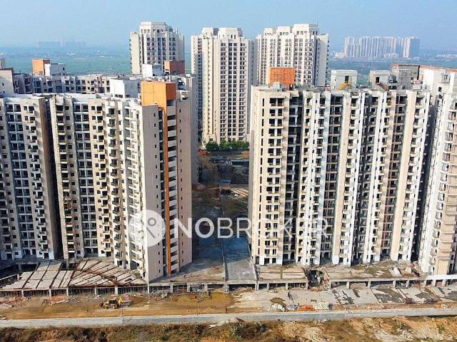 2 BHK Flat In Oasis Grandstand for Rent In Greater Noida