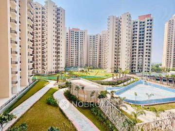 2 BHK Flat In Oasis Grandstand for Rent In Yamuna Expy