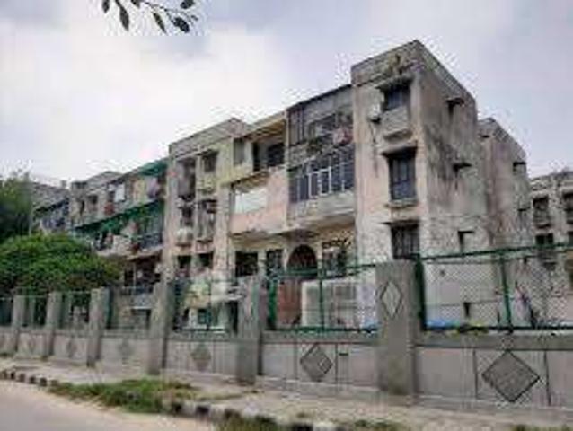 2 BHK Flat In Om Apartment For Sale In Sector 15