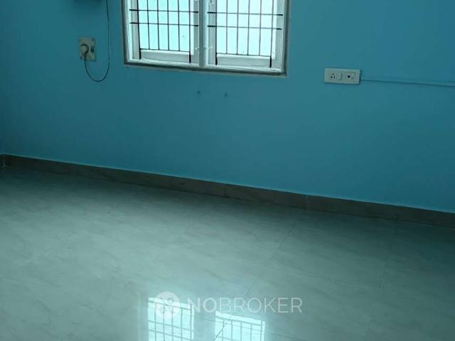 2 BHK Flat In Om Apartments for Rent In Urappakkam