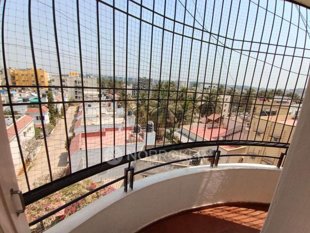 2 BHK Flat In Omshakthi Bhuvana for Rent In Yemalur, Bellandur