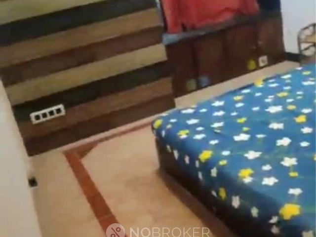 2 BHK Flat In Oshiwara Tarapore Gardens Society for Rent In Andheri West