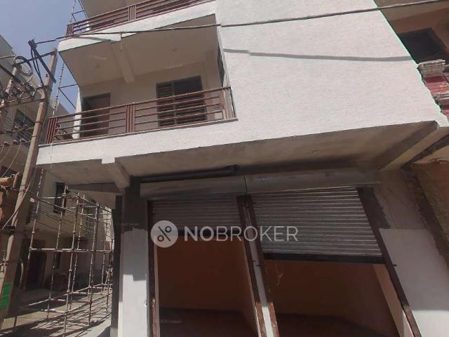 2 BHK Flat In Attar Singh Apartment for Rent In Dayanand Co
