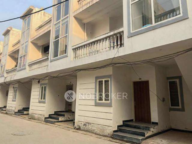 2 BHK Flat In Authority Villa for Rent In Sector 3