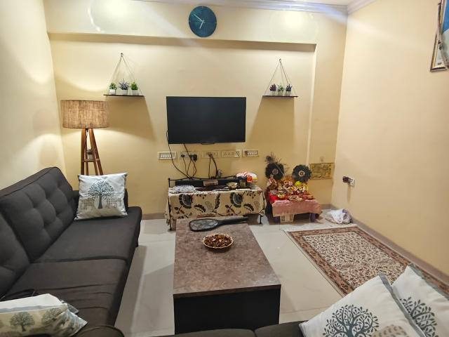 2 BHK Flat In Avsar Building, for Rent In Powai