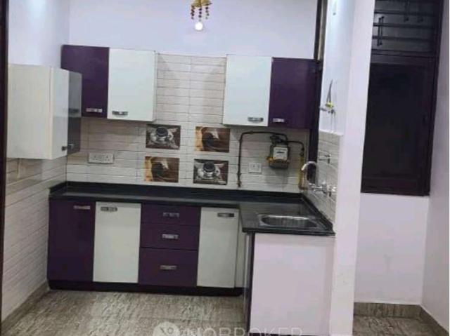 2 BHK Flat In Abcz Sapphire, Sector 104 for Rent In Sector
