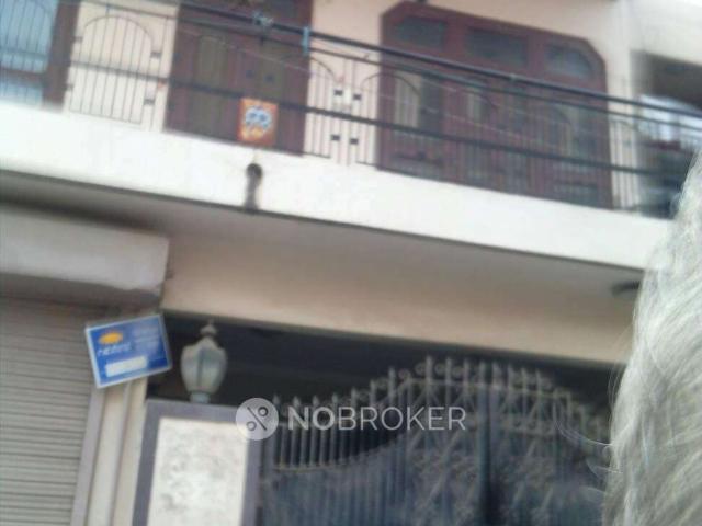2 BHK Flat In Acharya Puri for Rent In Sector 12a