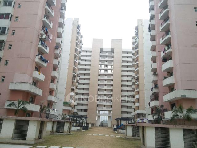 2 BHK Flat In Aditya Celebrity Homes, Sector 76 For Sale In Sector 76